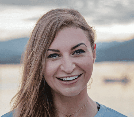 Ashley Nichole Lewis Headshot